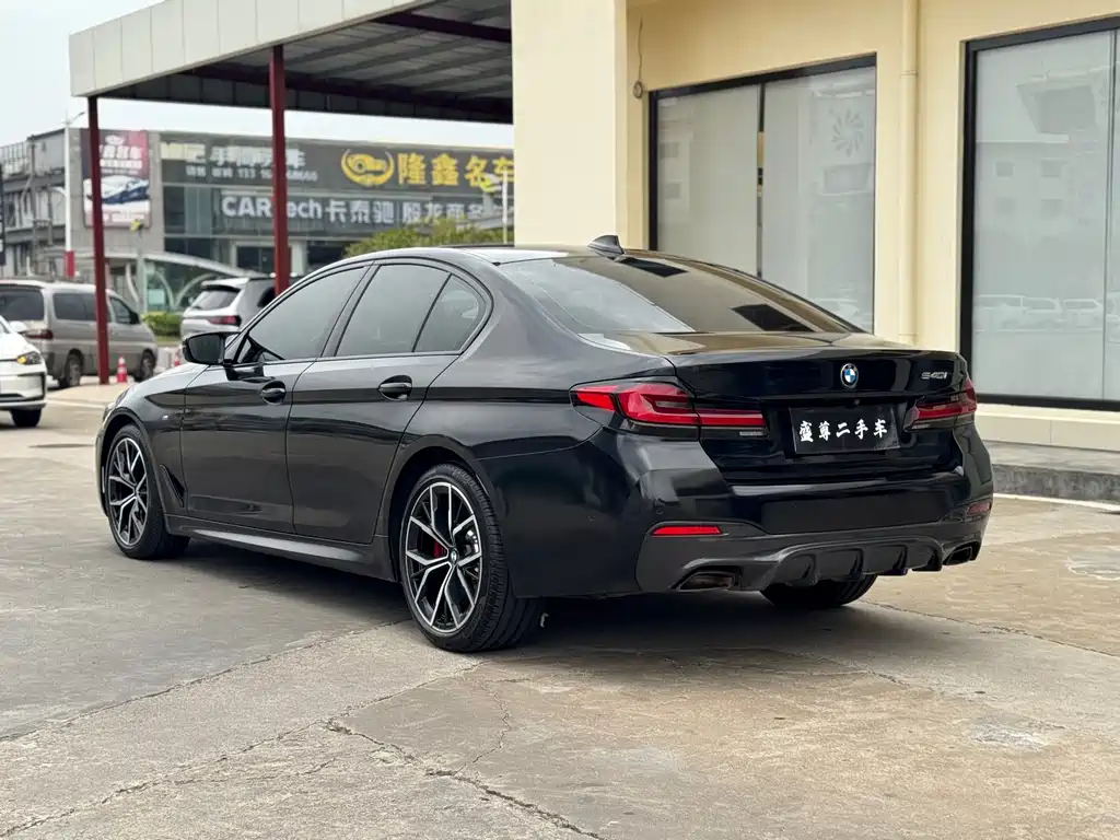 BMW 5 Series (Import) — фото 19