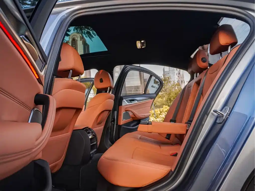BMW 5 Series (Import) — фото 11