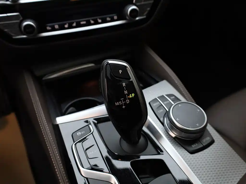 BMW 6 Series GT — фото 13