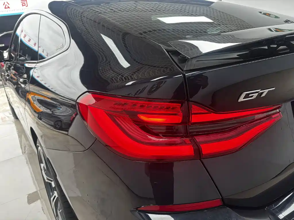 BMW 6 Series GT — фото 9