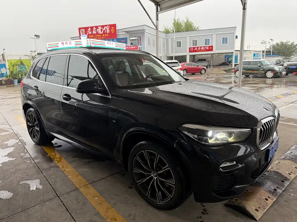 BMW X5 (Import) — фото 15