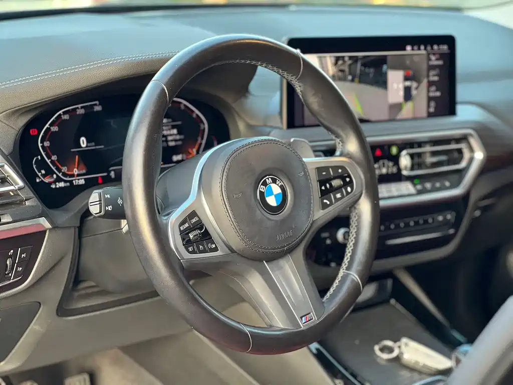 BMW X3 — фото 15