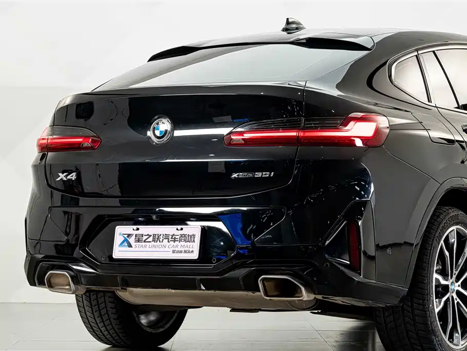 BMW X4 — фото 7