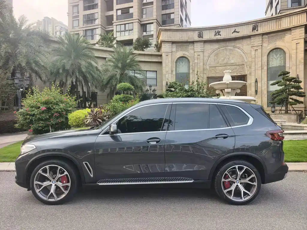 BMW X5 (Import) — фото 4