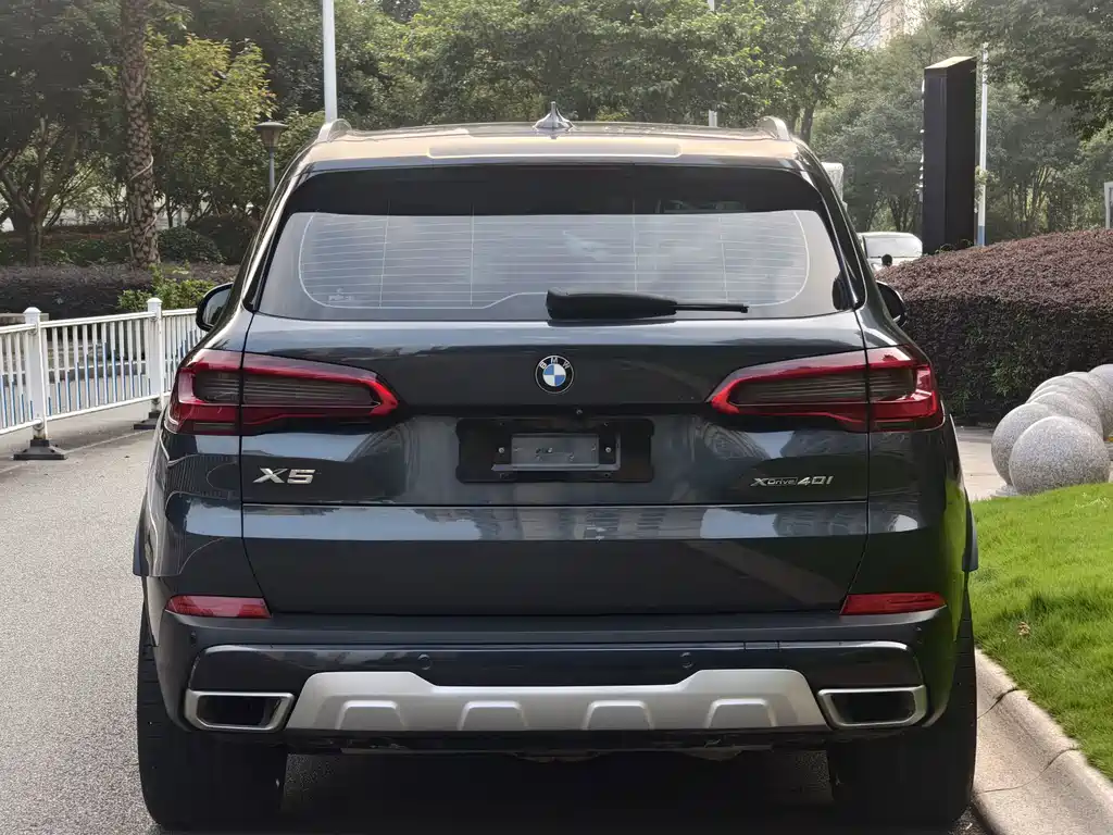 BMW X5 (Import) — фото 6