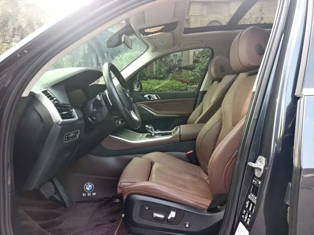 BMW X5 (Import) — фото 9
