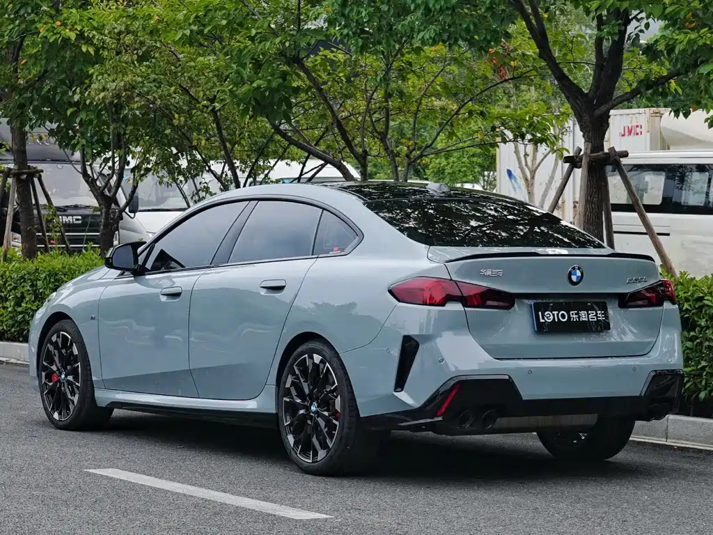 BMW M235L — фото 4