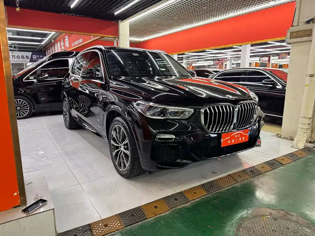 BMW X5 (Import) — фото 3