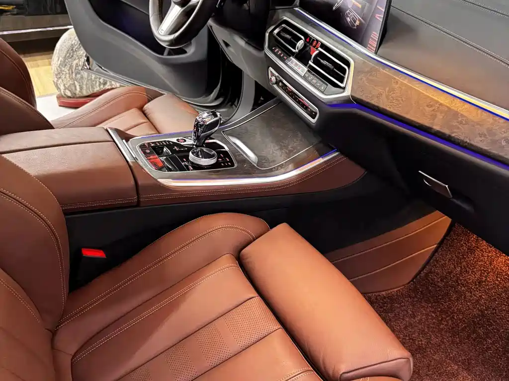 BMW X5 (Import) — фото 6