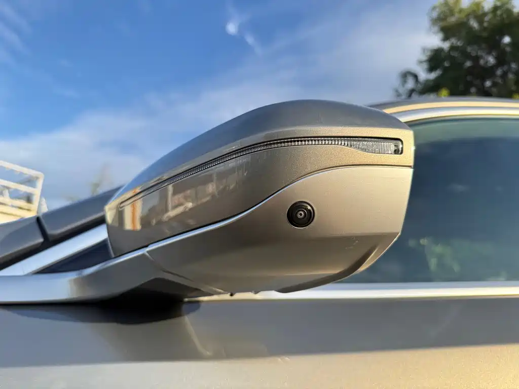 BMW i5 — фото 4
