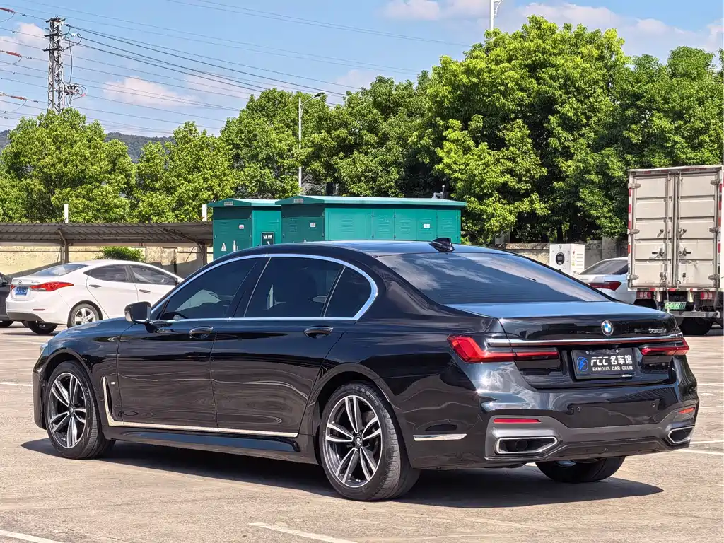 BMW 7 Series — фото 4