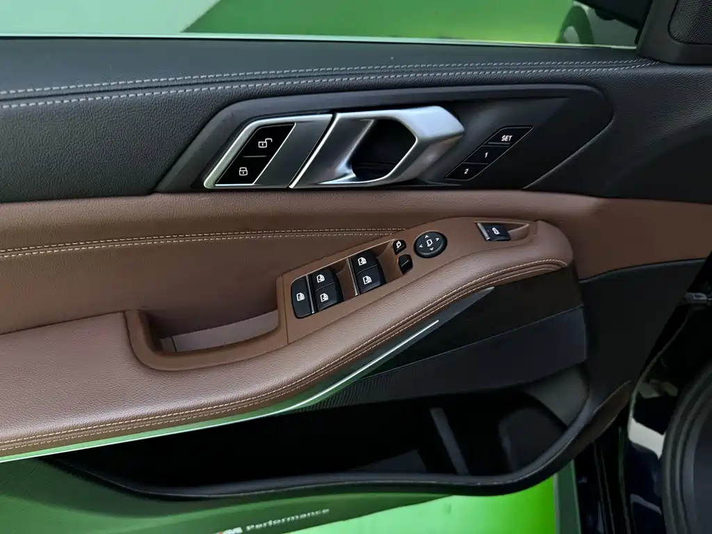 BMW X5 (Import) — фото 15