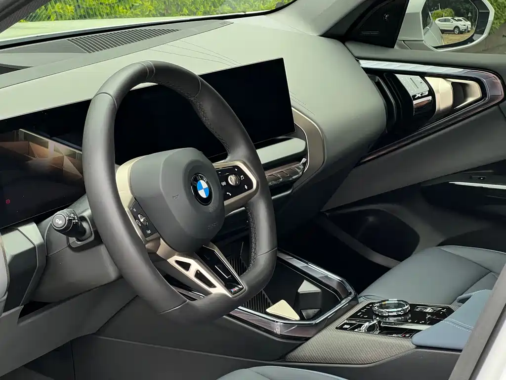BMW X3 — фото 20