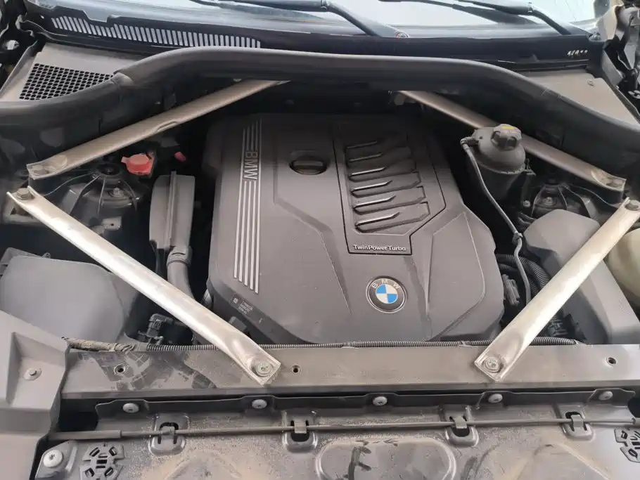 BMW X5 (Import) — фото 10