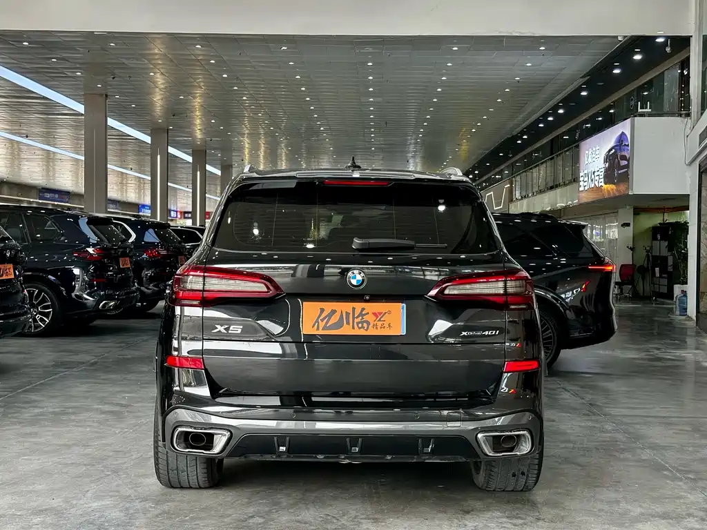 BMW X5 (Import) — фото 15