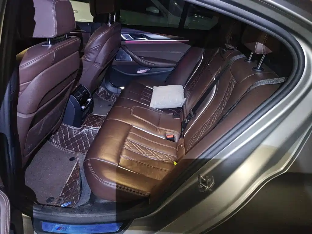 BMW 5 Series (Import) — фото 18