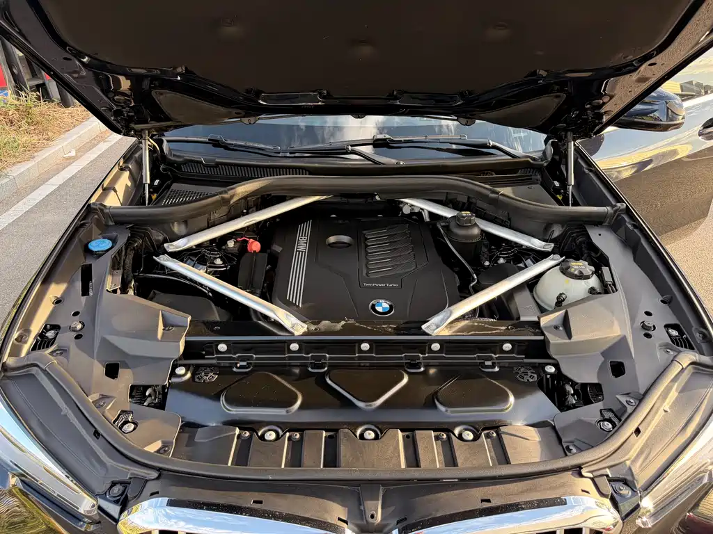 BMW X5 (Import) — фото 11