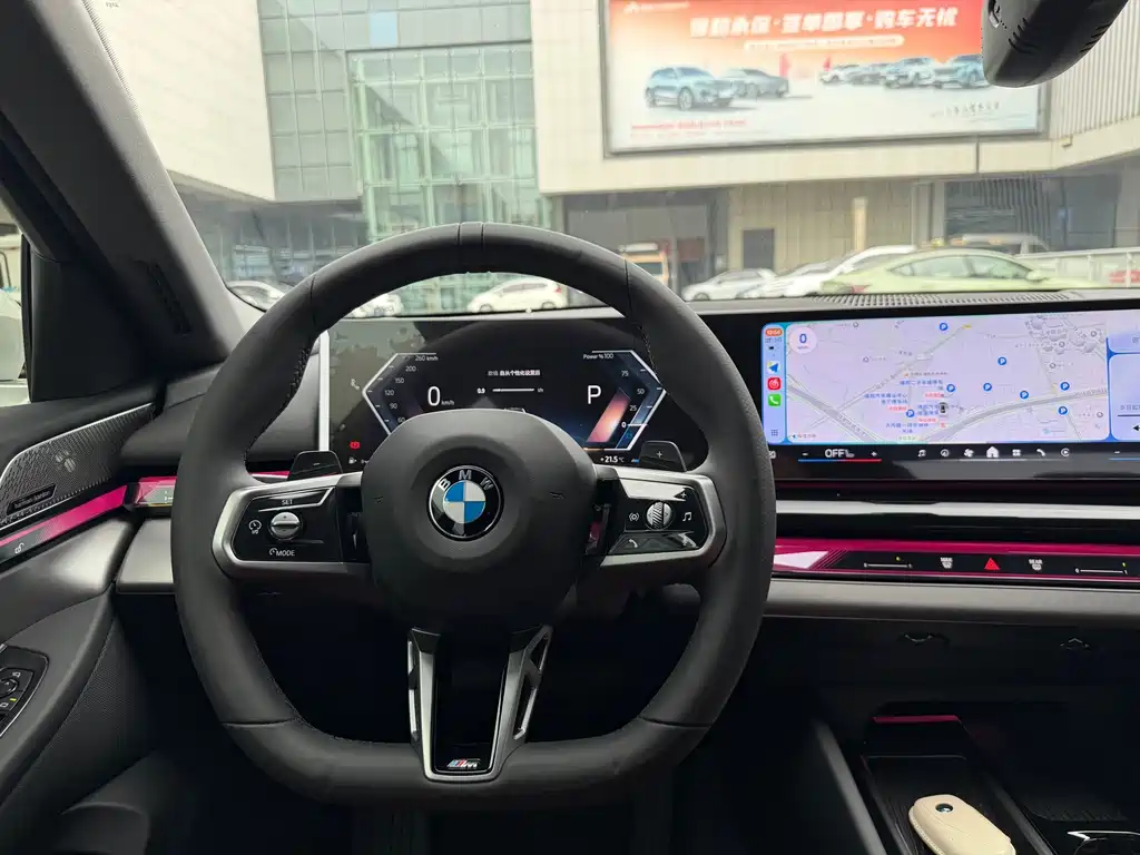 BMW 5 Series — фото 10