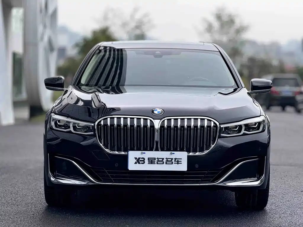 BMW 7 Series — фото 2