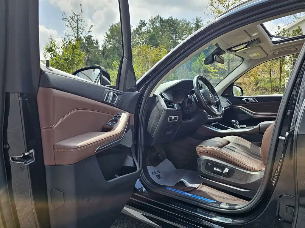 BMW X5 (Import) — фото 4