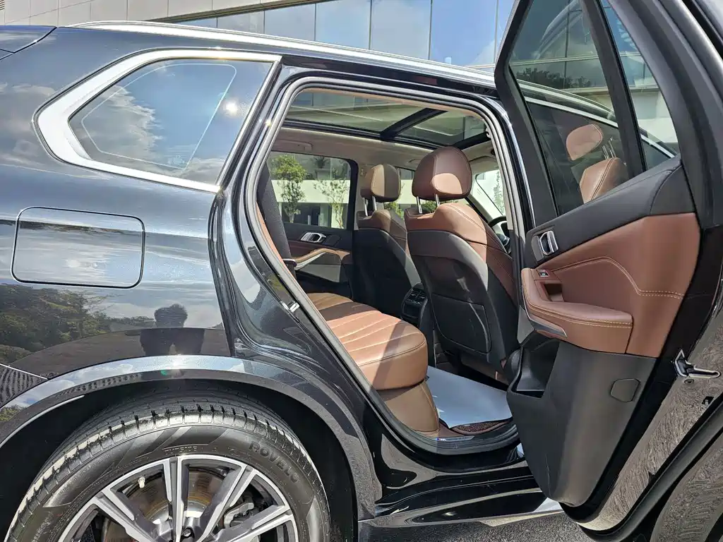 BMW X5 (Import) — фото 9