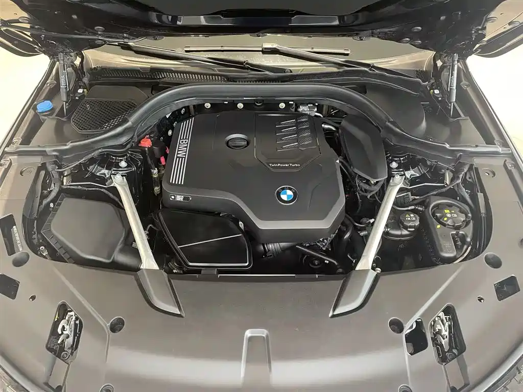 BMW 6 Series GT — фото 17