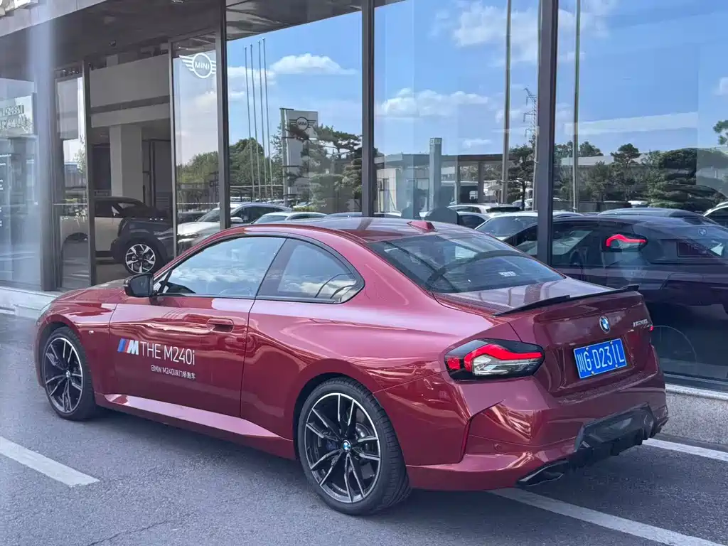 BMW M240i — фото 2