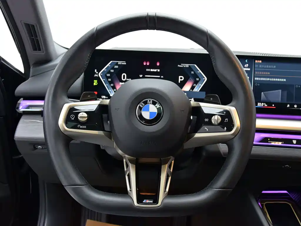 BMW 5 Series — фото 11