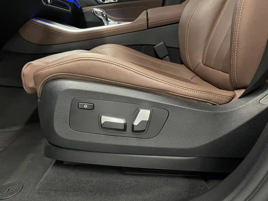 BMW X5 (Import) — фото 17