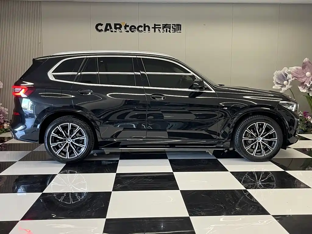 BMW X5 (Import) — фото 4