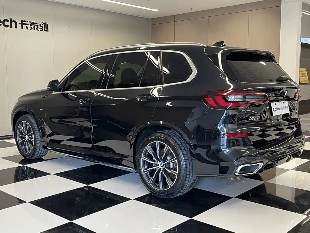 BMW X5 (Import) — фото 7