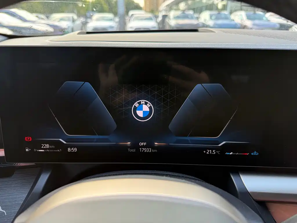 BMW 5 Series — фото 10