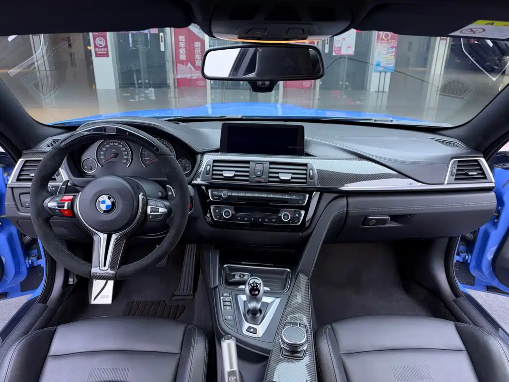 BMW M4 — фото 14