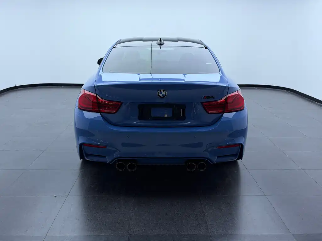 BMW M4 — фото 5