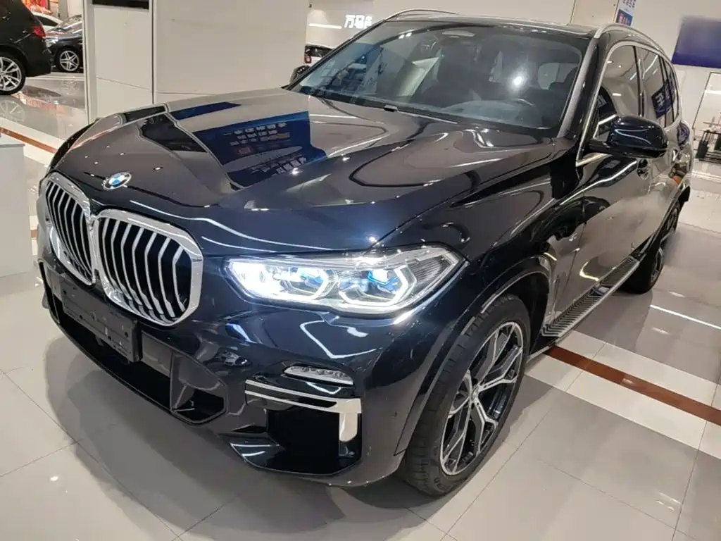 BMW X5 (Import) — фото 2