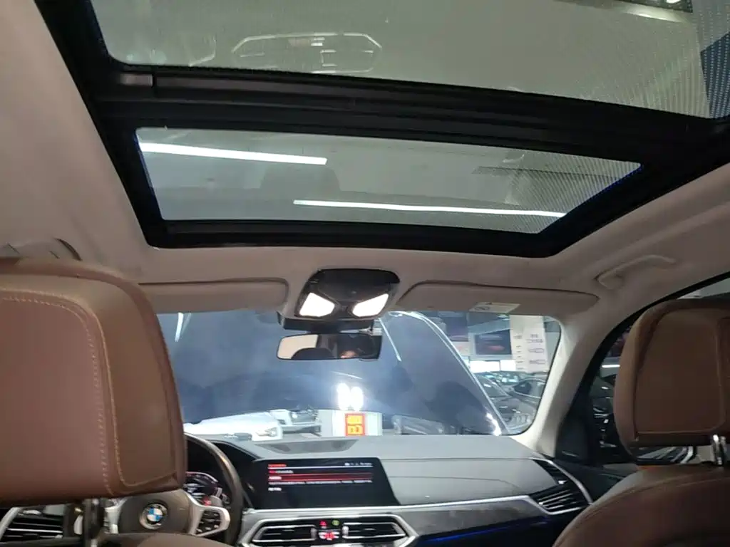 BMW X5 (Import) — фото 18