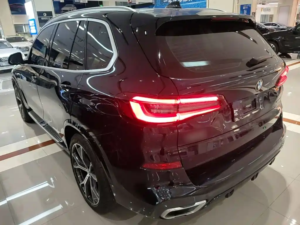 BMW X5 (Import) — фото 5