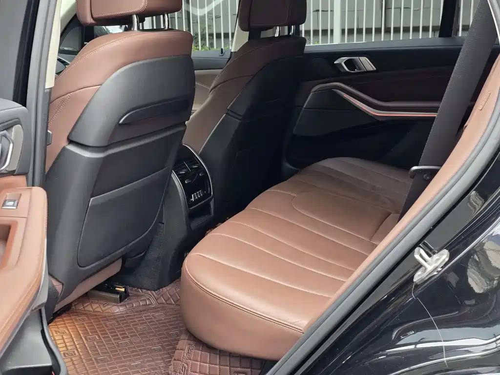 BMW X5 (Import) — фото 11