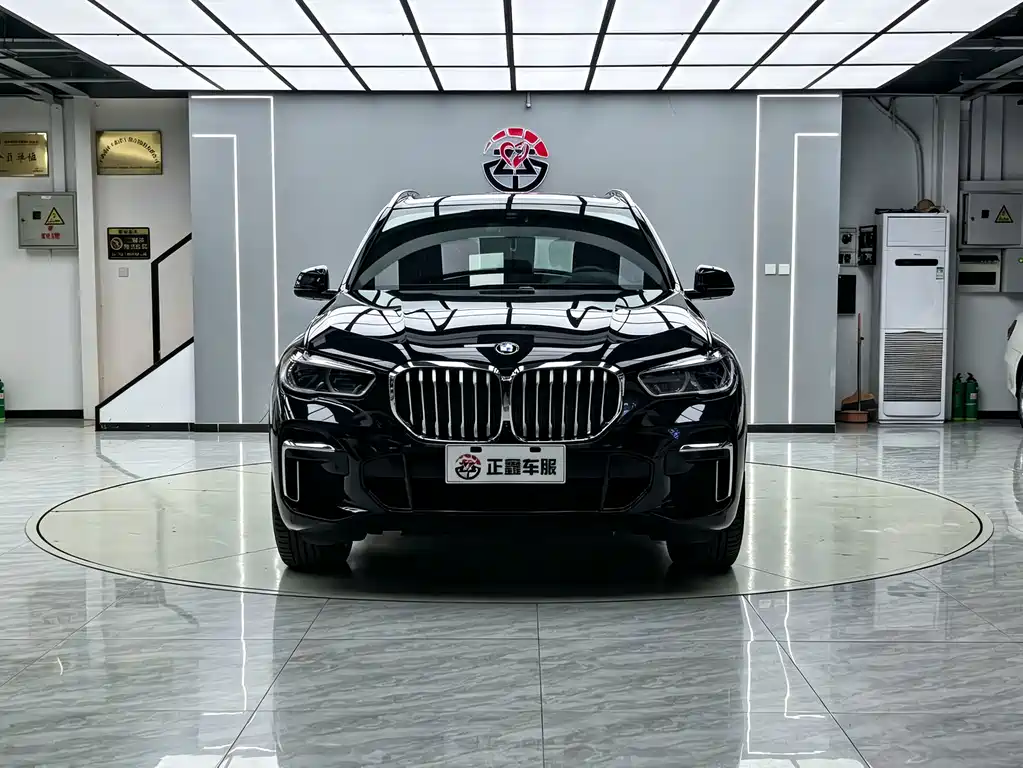 BMW X5 — фото 2