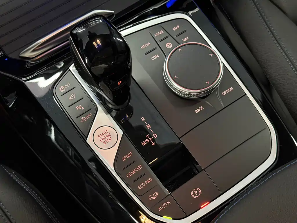 BMW X3 M40i — фото 14