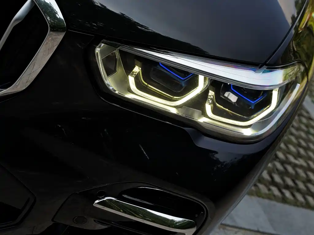 BMW X5 — фото 5