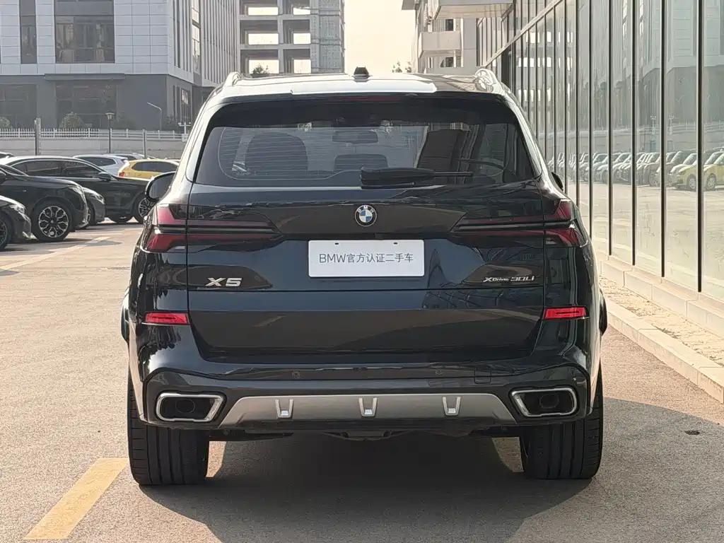 BMW X5 — фото 23