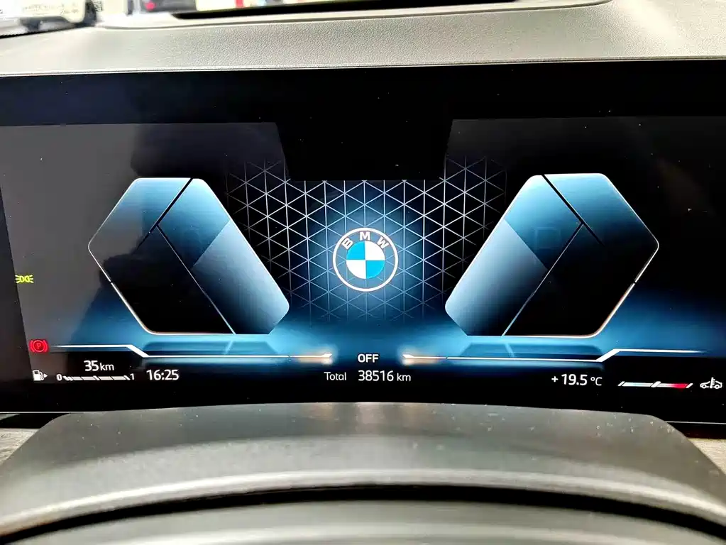 BMW X5 — фото 9