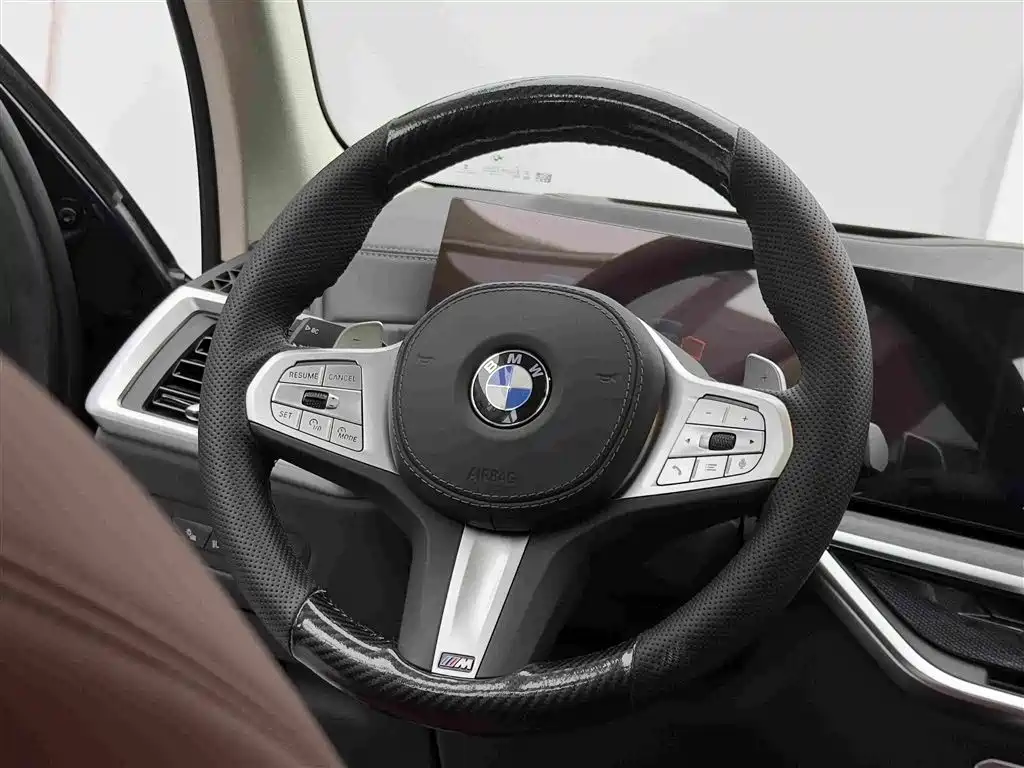 BMW X5 — фото 14