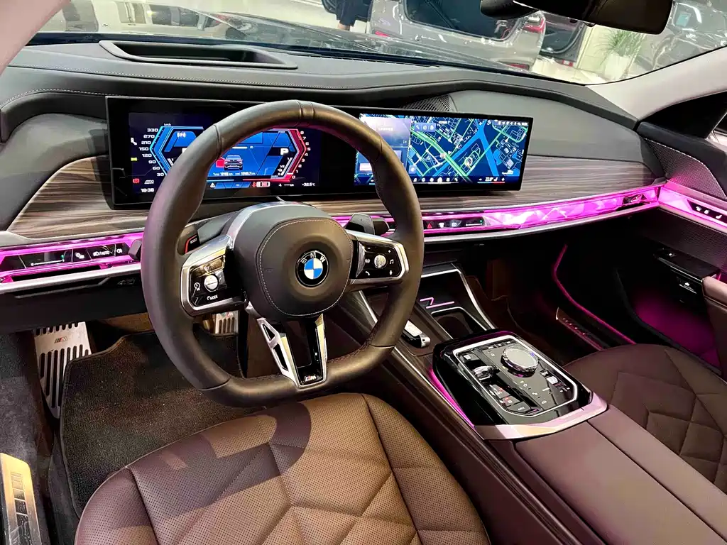 BMW 7 Series — фото 5