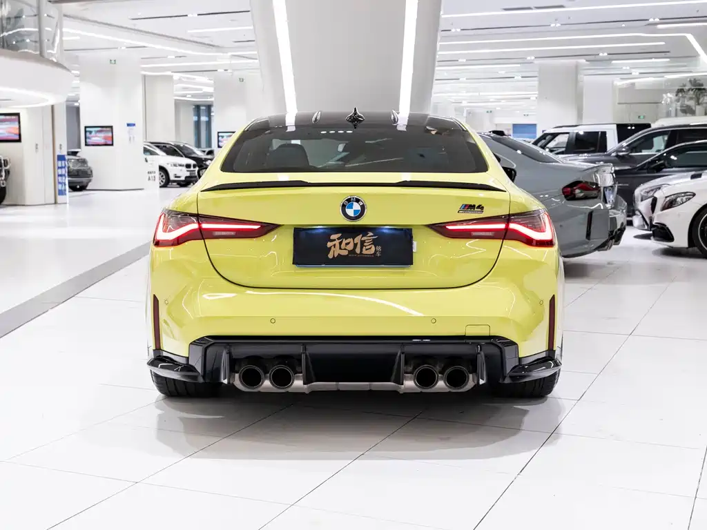 BMW M4 — фото 4