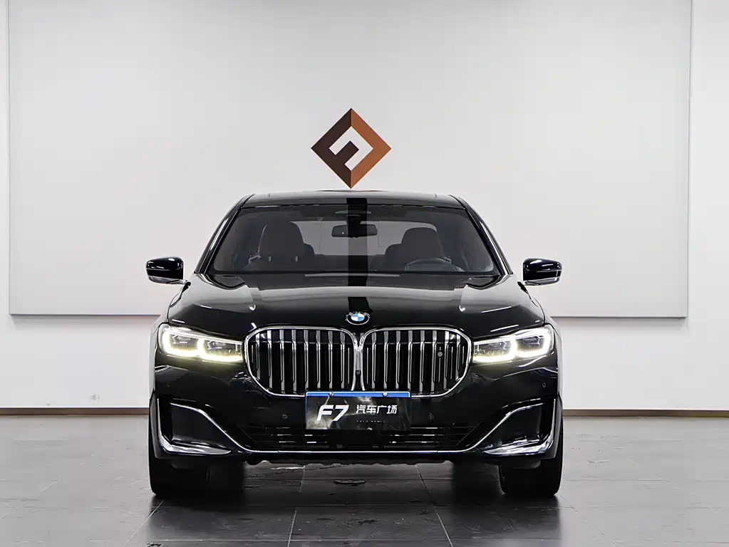 BMW 7 Series — фото 2