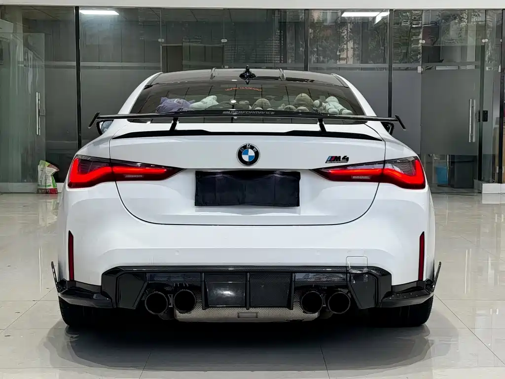 BMW M4 — фото 4