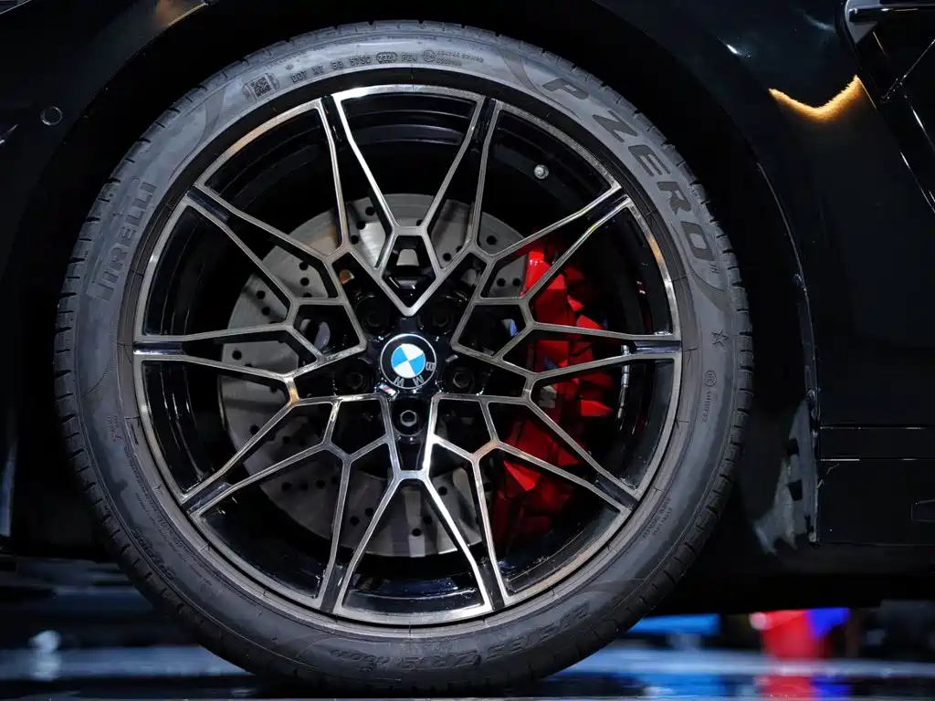 BMW M4 — фото 8