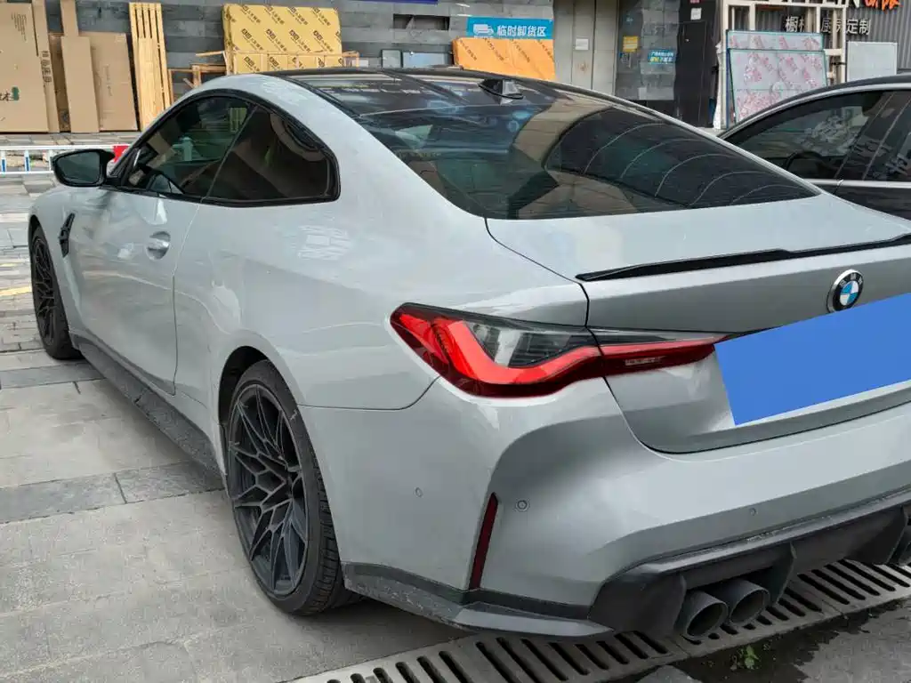 BMW M4 — фото 10